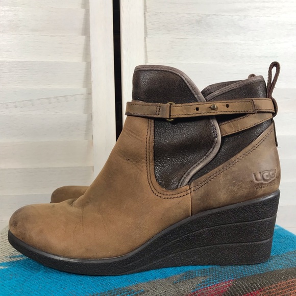 🍀🌸 UGG Emalie Brown leather Booties🌸🍀 - Picture 6 of 11